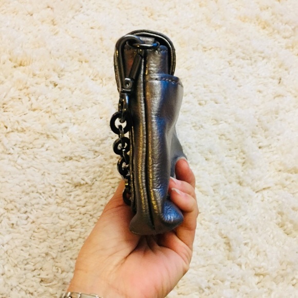 Keven Kline  pearlised clutch - Picture 6 of 8